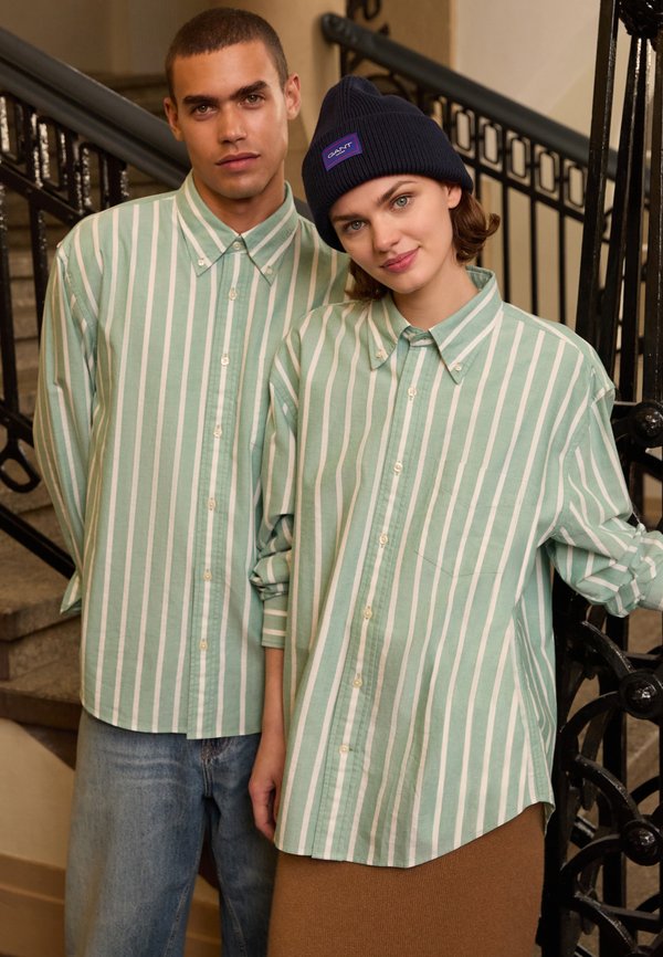 EXCLUSIVE HERITAGE 2.0 REL OXFORD STRIPE SHIRT - Blouse