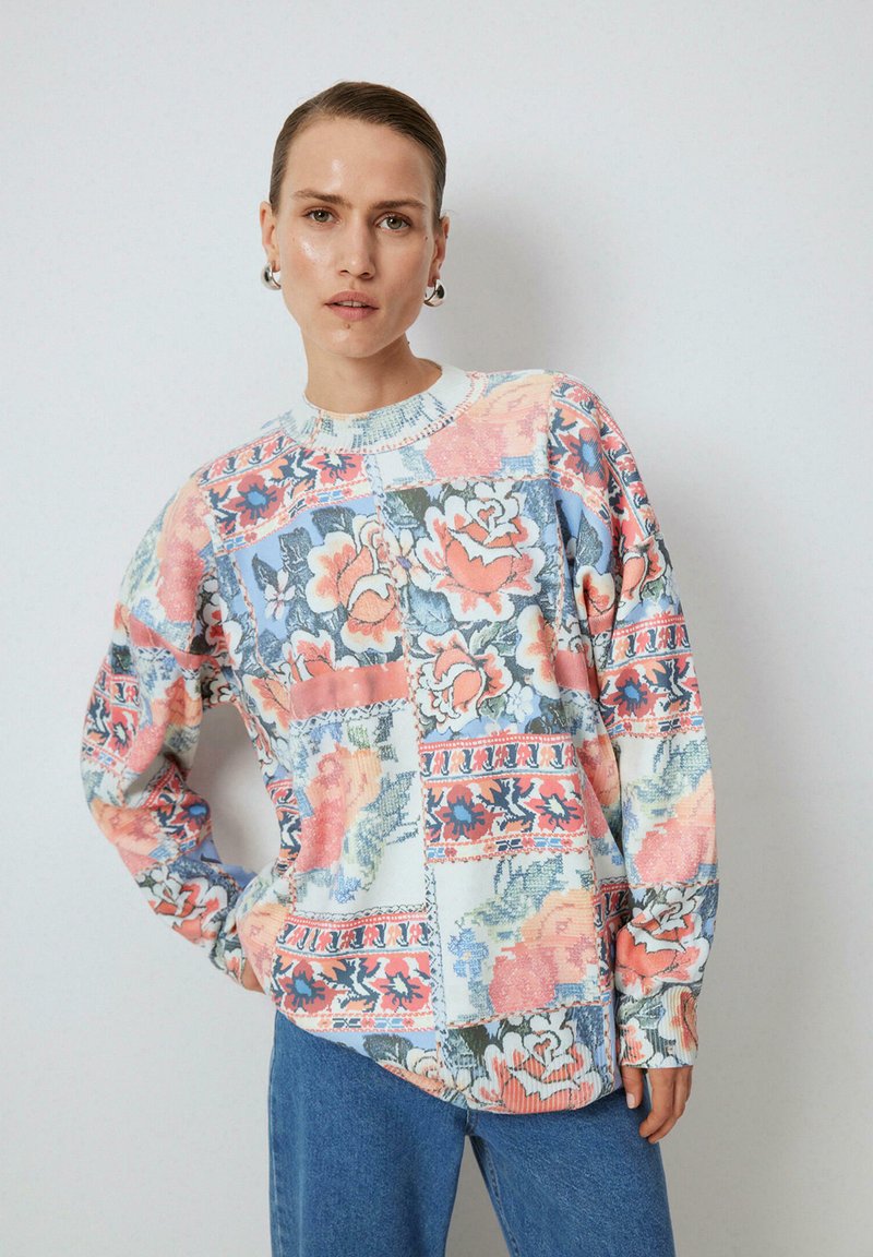 Touché Privé FLORAL - Košeľa - patterned