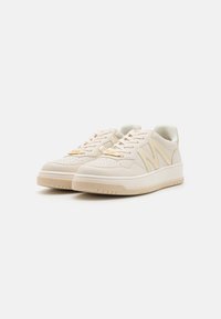 Steve Madden JUMPKICK - Sneakers low - gold