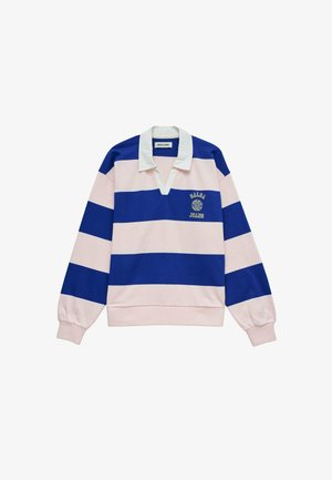 Chemise de rugby à manches longues avec larges rayures horizontales roses et bleues, col blanc, et logo « SALSA JEANS » sur la poitrine gauche.