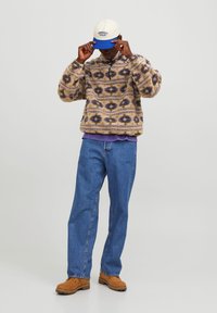 Jack & Jones JORDIAMOND UNISEX beżowy