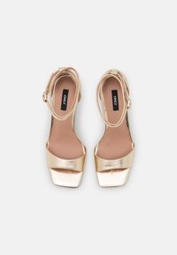 ONLY SHOES ONLALYX - Sandálias de salto alto - gold