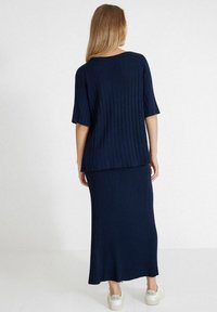 Holebrook Pamata T-krekls - navy