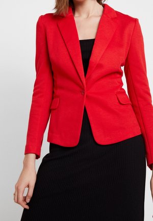 Blazer - red