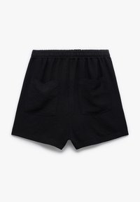 Zwarte shorts met een elastische tailleband, voorzien van twee achterzakken met een chevron ontwerp. Zachte stof, eenvoudige snit en een klassieke stijl.