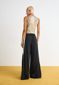 adidas Originals MEGA - Παντελόνι φόρμας - black