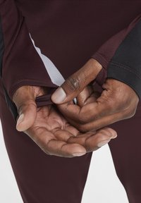 Nike Performance STRIKE DRILL TOP - Majica z dolgimi rokavi - burgundy crush black wolf grey wolf grey