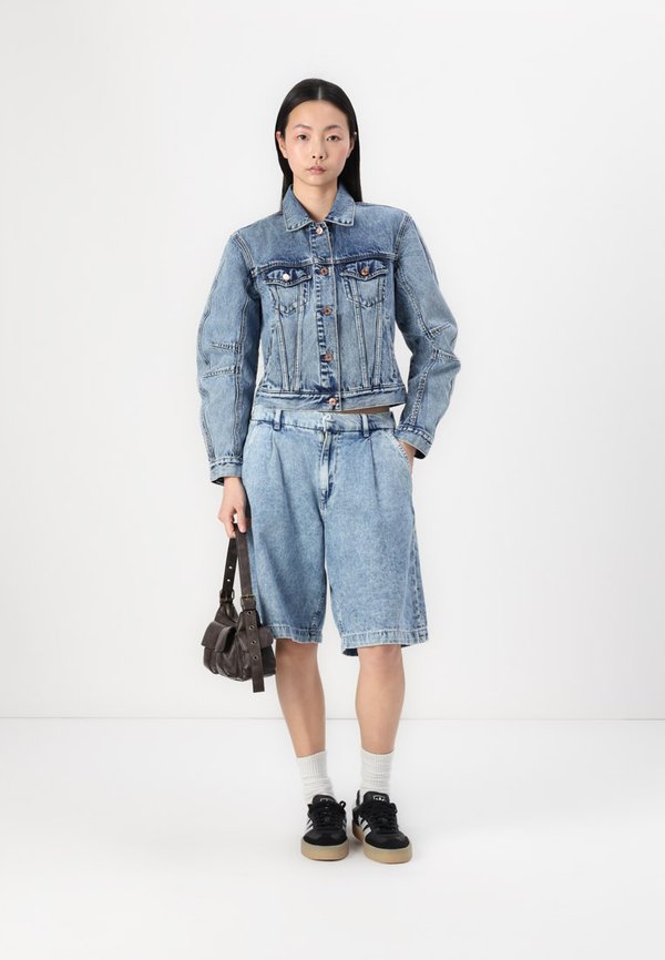 Denim shorts - light indigo2