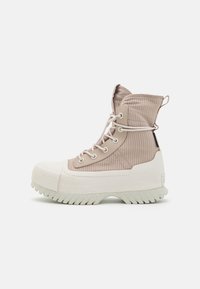 Converse CHUCK TAYLOR ALL STAR LUGGED 2.0 PLATFORM COUNTER CLIMATE EXTRA HIGH - Enkellaarsjes met plateauzool - taupe