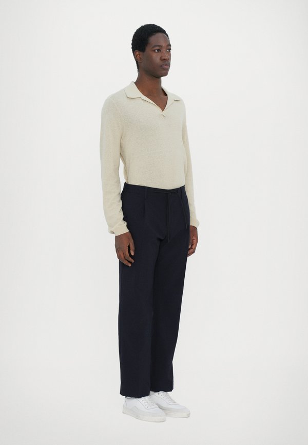 JUN OXY TECH STRETCH PANTS - Trousers3