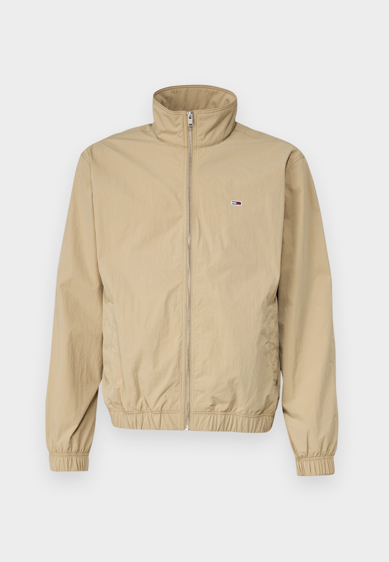 ESSENTIAL EXT