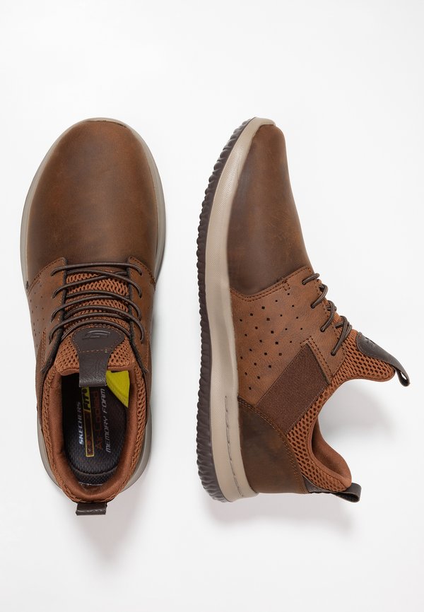 DELSON AXTON - Slip-ons2