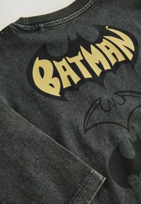 Next REGULAR FIT - BATMAN LONG SLEEVE - T-shirt print - black washed