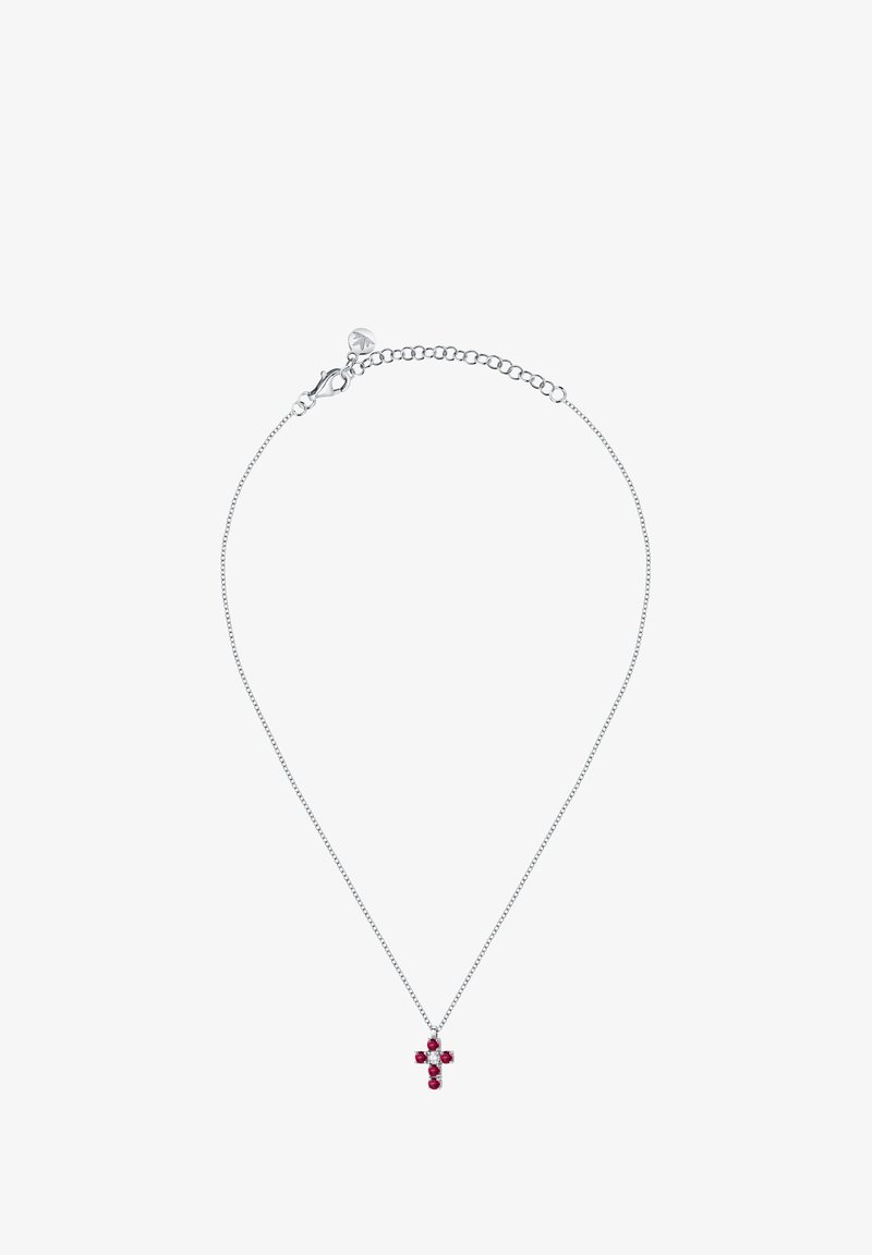 Collana d'argento con un piccolo ciondolo a forma di croce decorato con gemme rosse, catena delicata, chiusura a moschettone e lunghezza regolabile.
