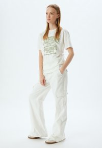 Koton COLLEGE - Camiseta estampada - white