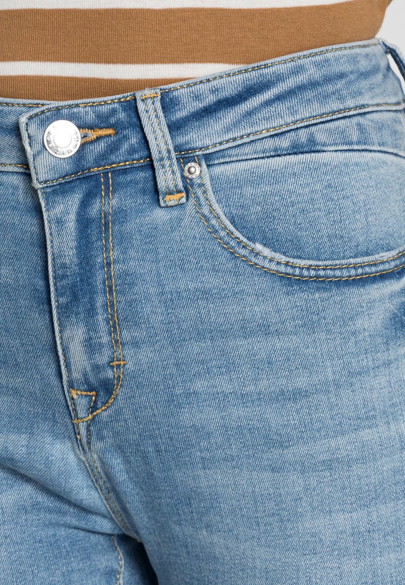 Damen Skinny | Esprit MEDIUM RISE Jeans Skinny Fit blue light wash/light-blue denim - KR99880 Damen Skinny | Esprit MEDIUM RISE Jeans Skinny Fit blue light wash/light-blue denim - KR99880