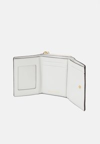 MICHAEL Michael Kors EMPIRE TRIFOLD WALLET - Piniginė - optic white