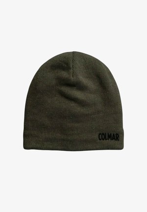 Cappello a maglia color verde oliva con texture a coste, con logo "COLMAR" nero ricamato sul lato. Design morbido e aderente.