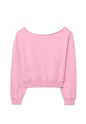 Lyserød, langærmet cropped sweatshirt med bred halsudskæring samt ribstrikkede manchetter og kant, vist på hvid baggrund.