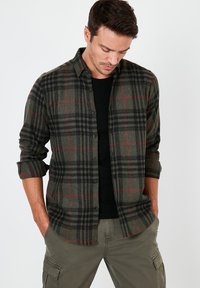 PLAID PATTERNED  - Vapaa-ajan kauluspaita - khaki