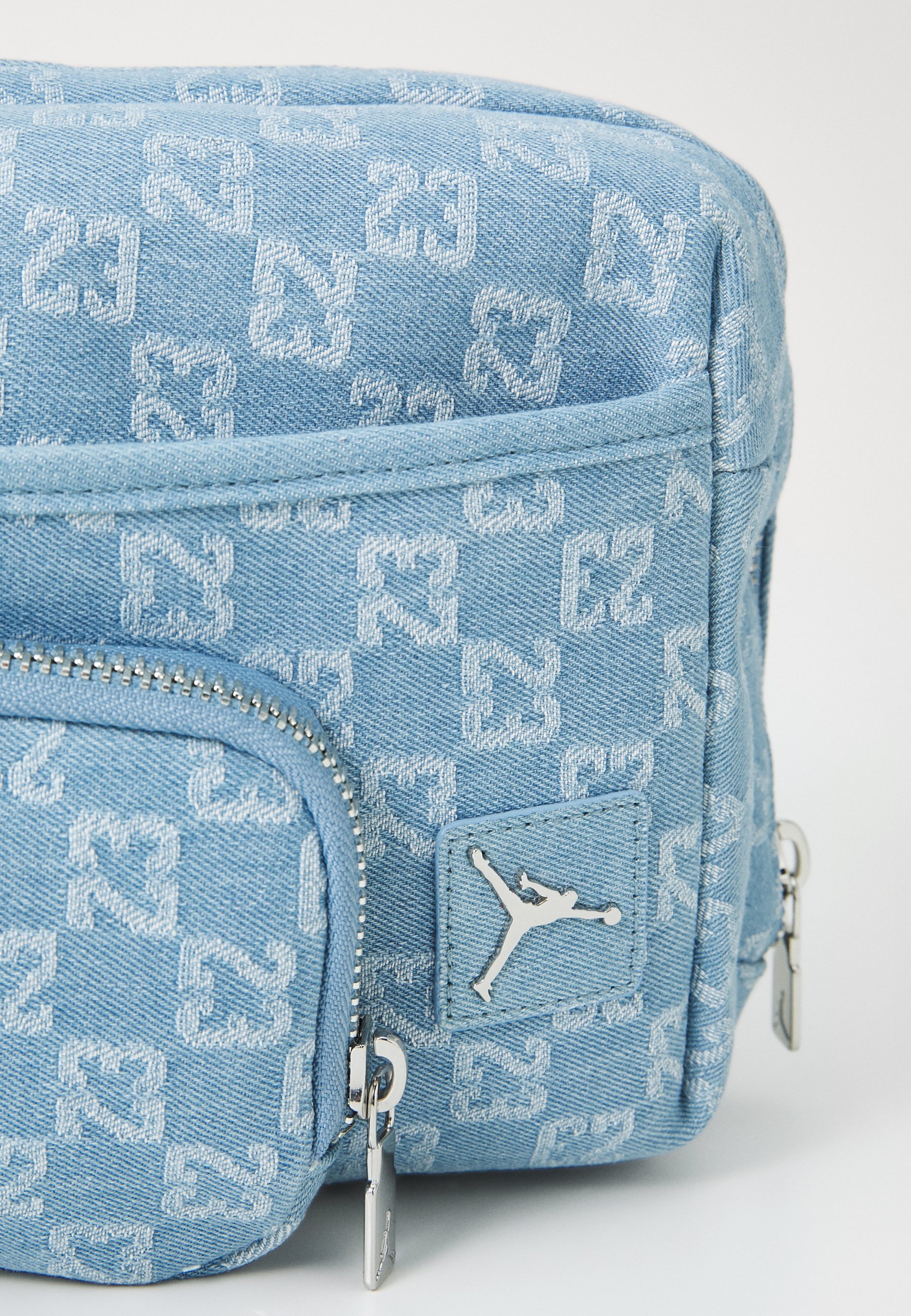 じ*ん様 Jordan unisex diagonal crossbody Jordan CROSSBODY BAG - Cross body bag - hydrogen blue/blue