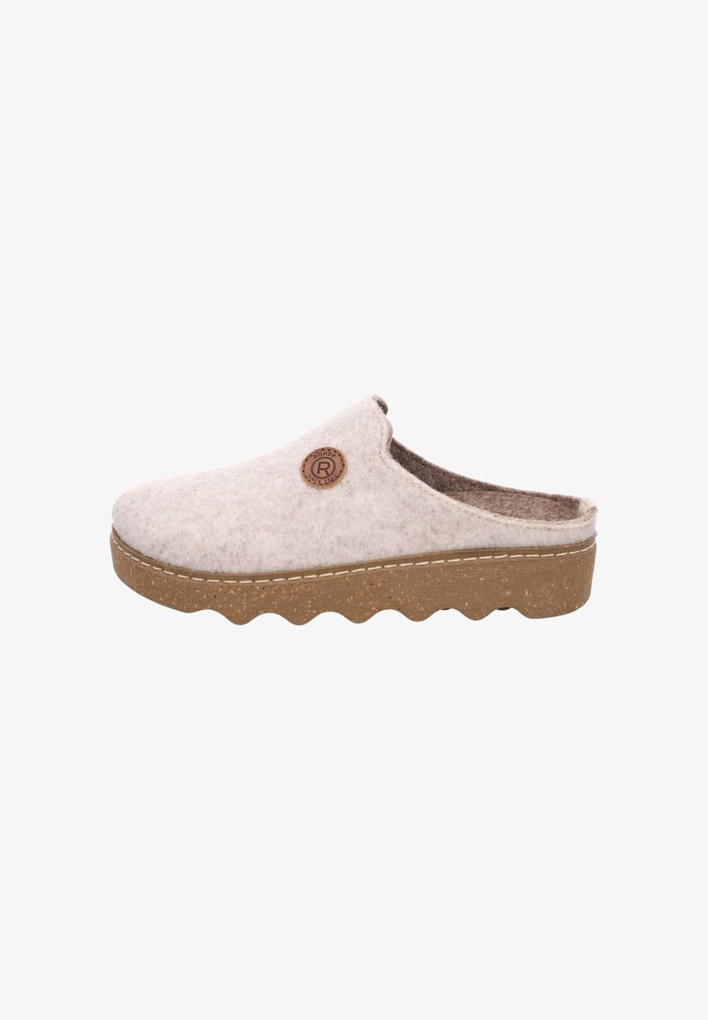 Vaaleanbeige huopasaappaat, joissa on korkkipohja ja pyöreä logo yksityiskohtana. Yksinkertainen liukujalkaan suunniteltu malli, jossa on teksturoitu pinta ja aaltoileva pohja.