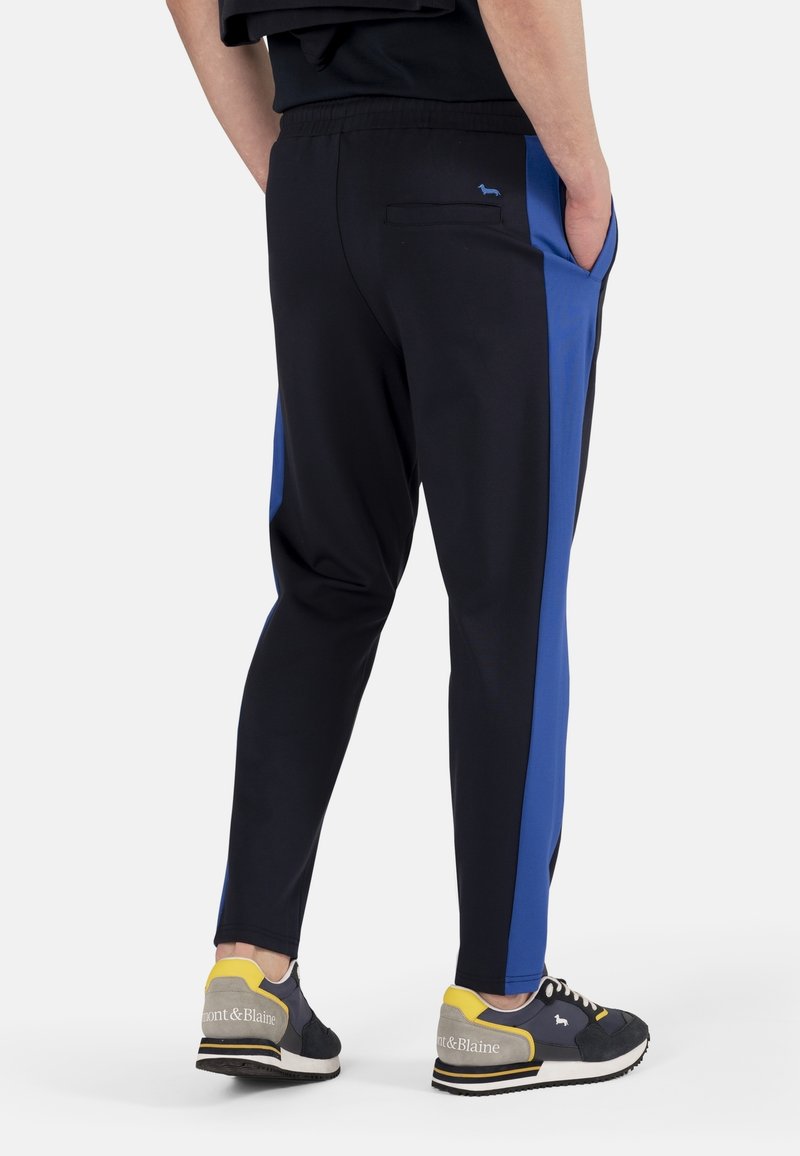 Herren Trainingsanzüge | Harmont & Blaine Jogginghose blu scuro/dunkelblau - FJ42086 Herren Trainingsanzüge | Harmont & Blaine Jogginghose blu scuro/dunkelblau - FJ42086