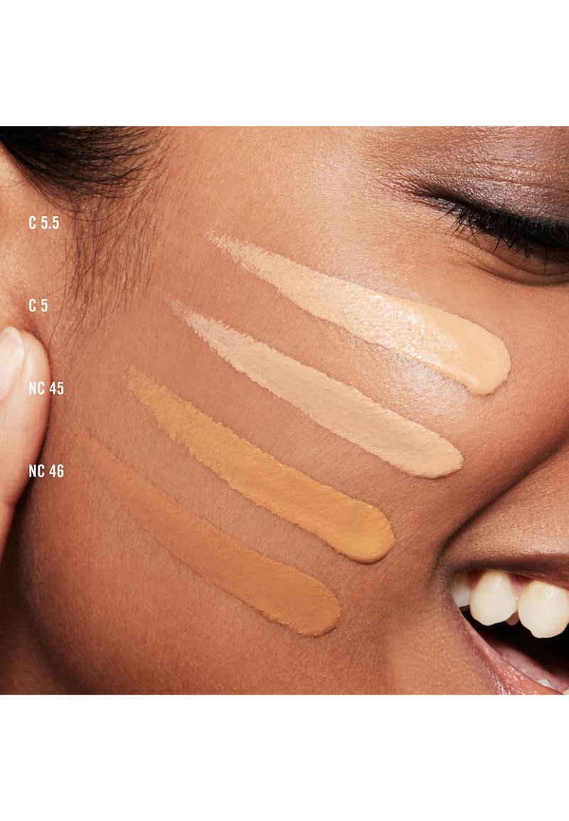 Mac Studio Fix Fluid Spf15 Foundation Fond De Teint Nc 45 Non Defini Zalando Fr