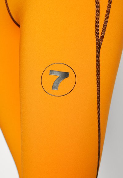 7 DAYS Active TECH  - Legging (type pantalon) - vibrant orange