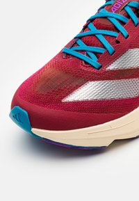 adidas Performance ADIZERO   - Chaussures de running sur route - core black/silver metallic/core black