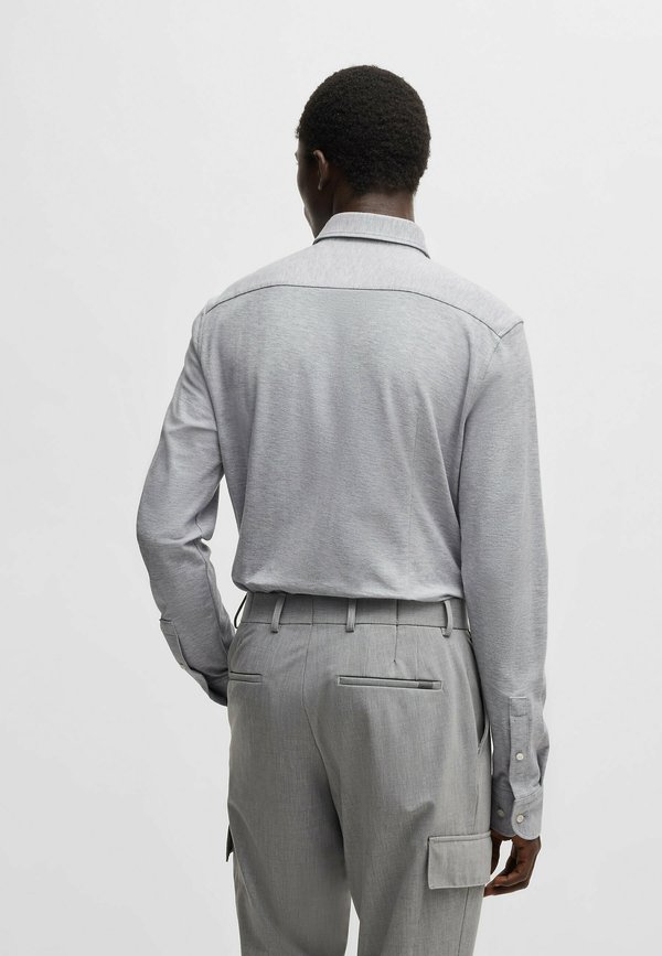 P-HANK SPREAD - Formal shirt2