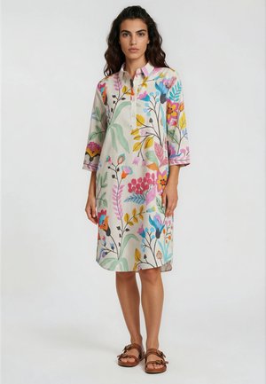 MILANO ITALY, MILANO ITALY SOMMERKLEID MIT FLORALEM ALL OVER PRINT - Shirt dress - sand