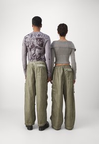 Jaded London WASH PARACHUTE UNISEX - Pantalon cargo - khaki oil