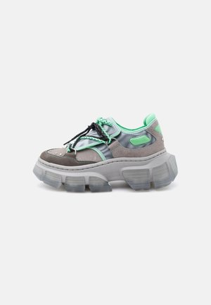 Dr. Martens DMXL GUARD SHOE UNISEX - Baskets basses - fresh green/mid grey