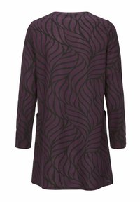 Paarse tuniek met lange mouwen en een zwart draaiend loofpatroon. Gemaakt van lichtgewicht stof, heeft het een ronde halslijn en zijzakken.