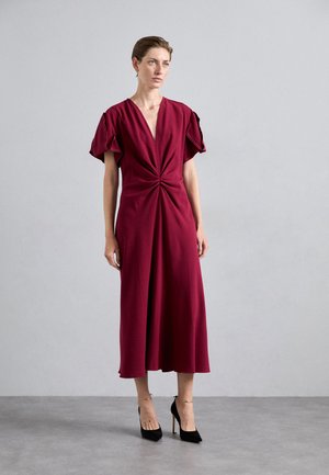 Victoria Beckham GATHERED NECK MIDI DRESS - Koktailové šaty/večierkové šaty - oxblood
