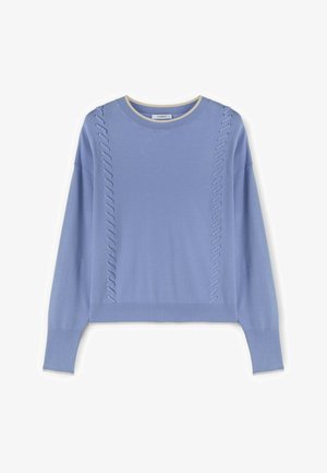 Hellvioletter Langarmpullover mit geripptem Rundhalsausschnitt, Bündchen, Saum und dekorativen geflochtenen Details an der Vorderseite.