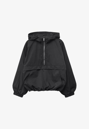 Rompevientos negro con capucha, cremallera frontal hasta la mitad, mangas largas, puños elásticos y un gran bolsillo delantero con borde elástico.