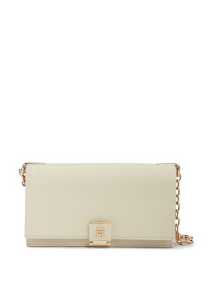 Rektangulær beige læderclutch med guldkæde-rem og lille guldlås præget med dobbelt T-logo foran midt.