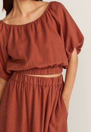 Blouse - brown