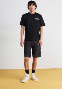 Thumbnail Image 2