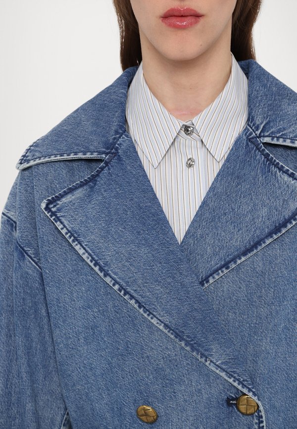 FEATHERWEIGHT ALORA - Trenchcoat - beekman2