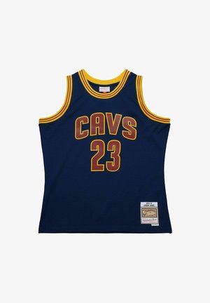 Marineblaues Basketballtrikot mit gelber Einfassung, "CAVS" und Nummer 23 in Rot und Gelb sowie einem Hardwood Classics-Patch unten rechts.