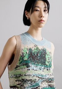 MUNTHE SPACY - Pullover - olive