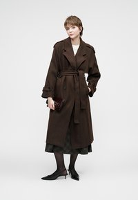 ONLY ONLDEAR TRILLION BELT - Abrigo clásico - chocolate brown melange