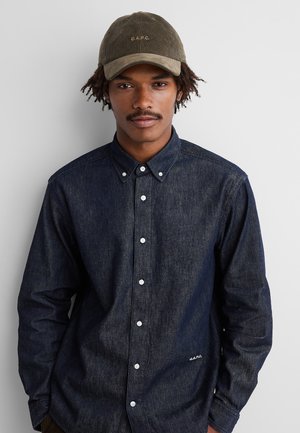 GAP, GAP X A.P.C. LOGO CORDUROY BASEBALL HAT - Шапка - oil green
