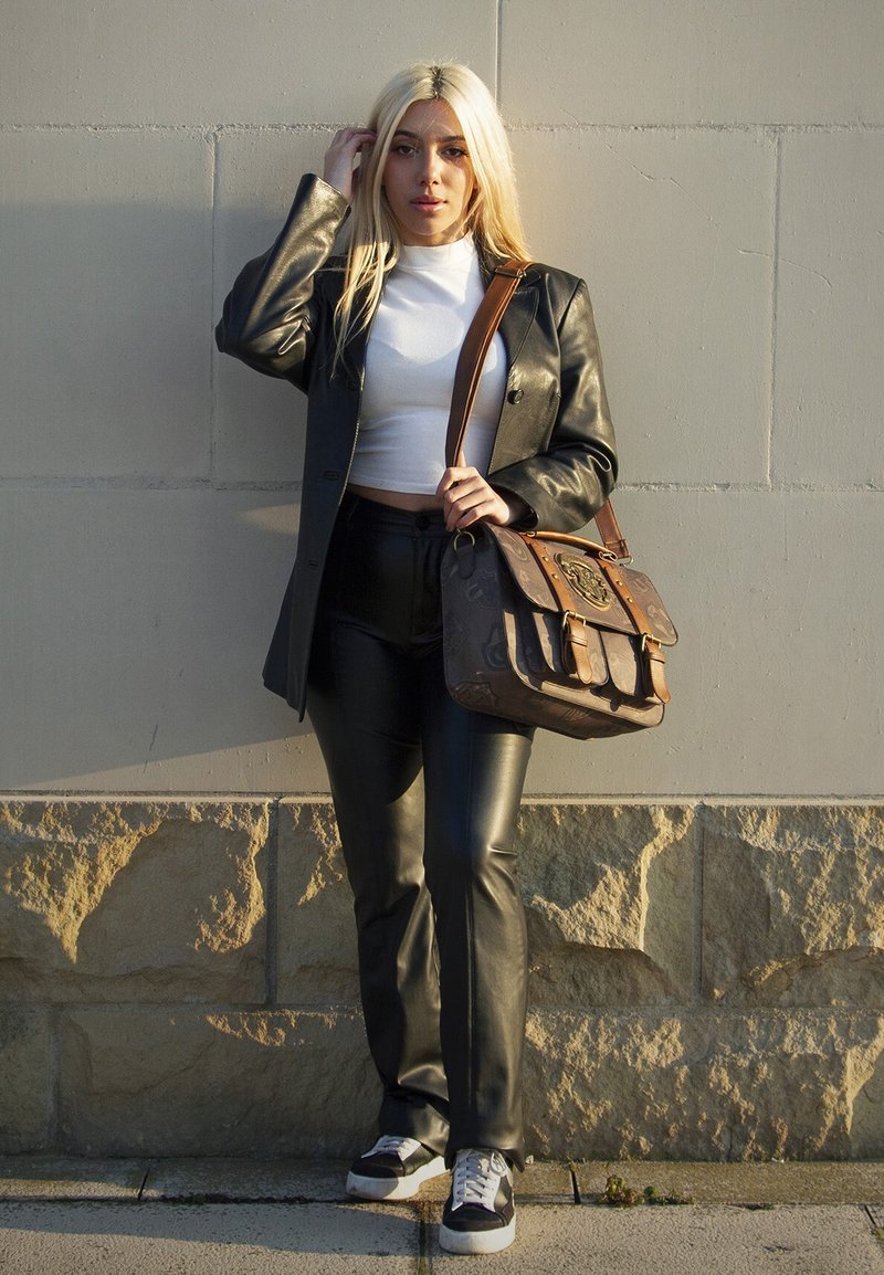 Karactermania HARRY POTTER PRIDE SATCHEL LARGE - Sac bandoulière - marrón