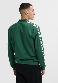 Hummel ARCHIVE REGULAR  - Trainingsjacke - dark green