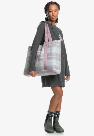 Tote bag - grape shake uni plaid overshir