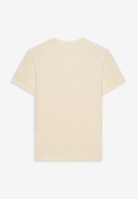 Camiseta de manga corta hecha de suave algodón, en un color crema claro, con cuello redondo y un detalle mínimo en la parte posterior.